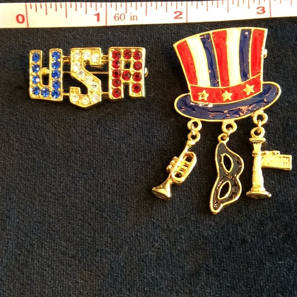 Patriotic Austrian Crystal/Enamel USA Pin Set - Picture 6 of 6